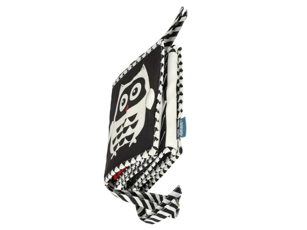 Carte senzorială bebeluși, imagini alb negru și contrast, 15 x 15 cm și protecție de pătuț, bufniță
