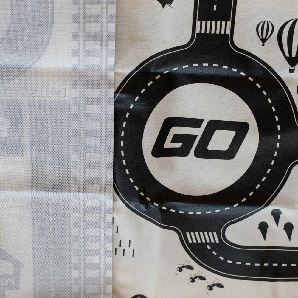 Covor copii cu traseu auto, mașini, drumuri, 130 x 100 cm, circuit cu semne de circulație incluse, impermeabil 7