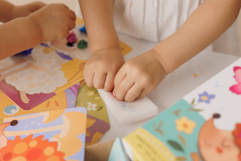 Creează cu mine, joc îndemânare Colaje magice, Ludattica, 3-5 ani 10