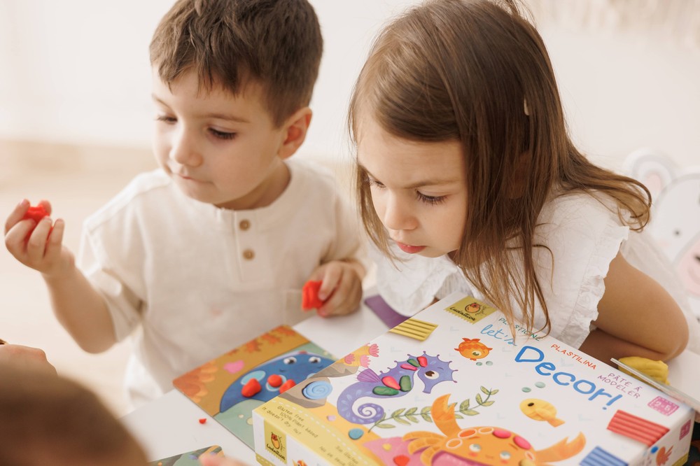 Creează cu mine, joc îndemânare Hai sa decoram, Ludattica, 2-3 ani + 13