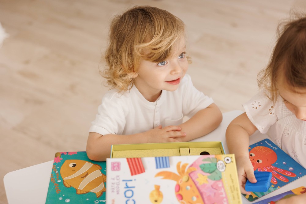 Creează cu mine, joc îndemânare Hai sa decoram, Ludattica, 2-3 ani + 6