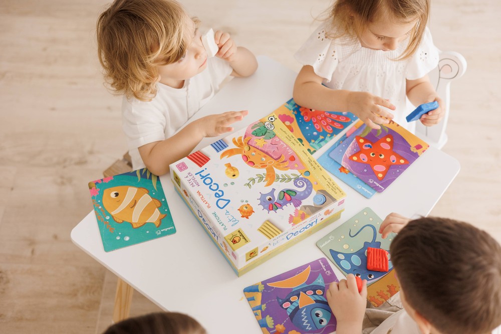 Creează cu mine, joc îndemânare Hai sa decoram, Ludattica, 2-3 ani + 7