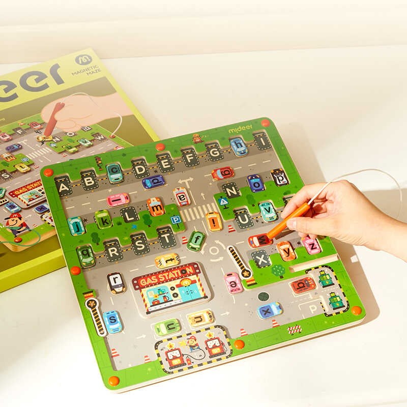 Joc educativ din lemn, magnetic, model parcare 6