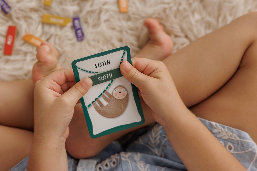 Joc Montessori Să vorbim în engleză, Ludattica, 4-7 ani 6