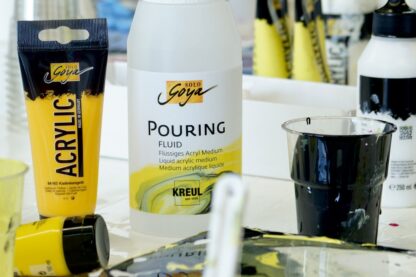 Lichid pentru fluidizarea vopselelor acrilice, Kreul Pouring 4