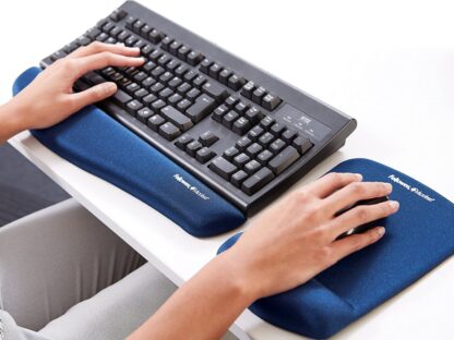 Mousepad și suport tatatură pentru încheietură PlushTouch Fellowes albastru 1