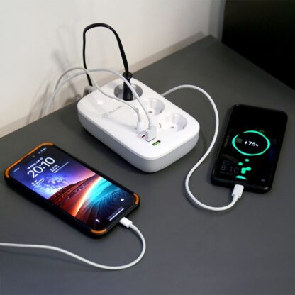 Prelungitor WiFi Tellur Smart, 3 porturi, PD30W, QC18W, 2xUSB 2.4A, 2500W, 10A, 2m 5