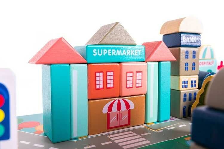 Set cuburi de construit din lemn Orășel cu 115 piese 9